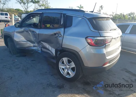 2022 Jeep Compass Latitude Fwd из США, поврежденный, VIN 3C4NJCBBXNT106596